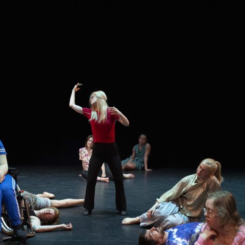 My-body-my-home-71bodies-foto-Thor-Brødreskift-Festspillene-Bergen-festival-Norge-Norway4848_wghdge