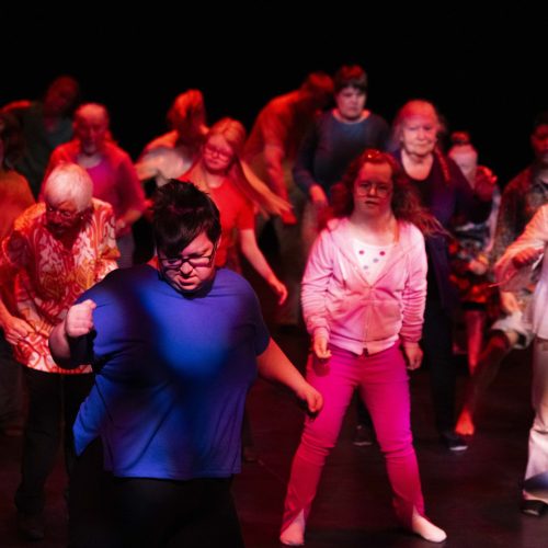 My-body-my-home-71bodies-foto-Thor-Brødreskift-Festspillene-Bergen-festival-Norge-Norway6969_ck0et7